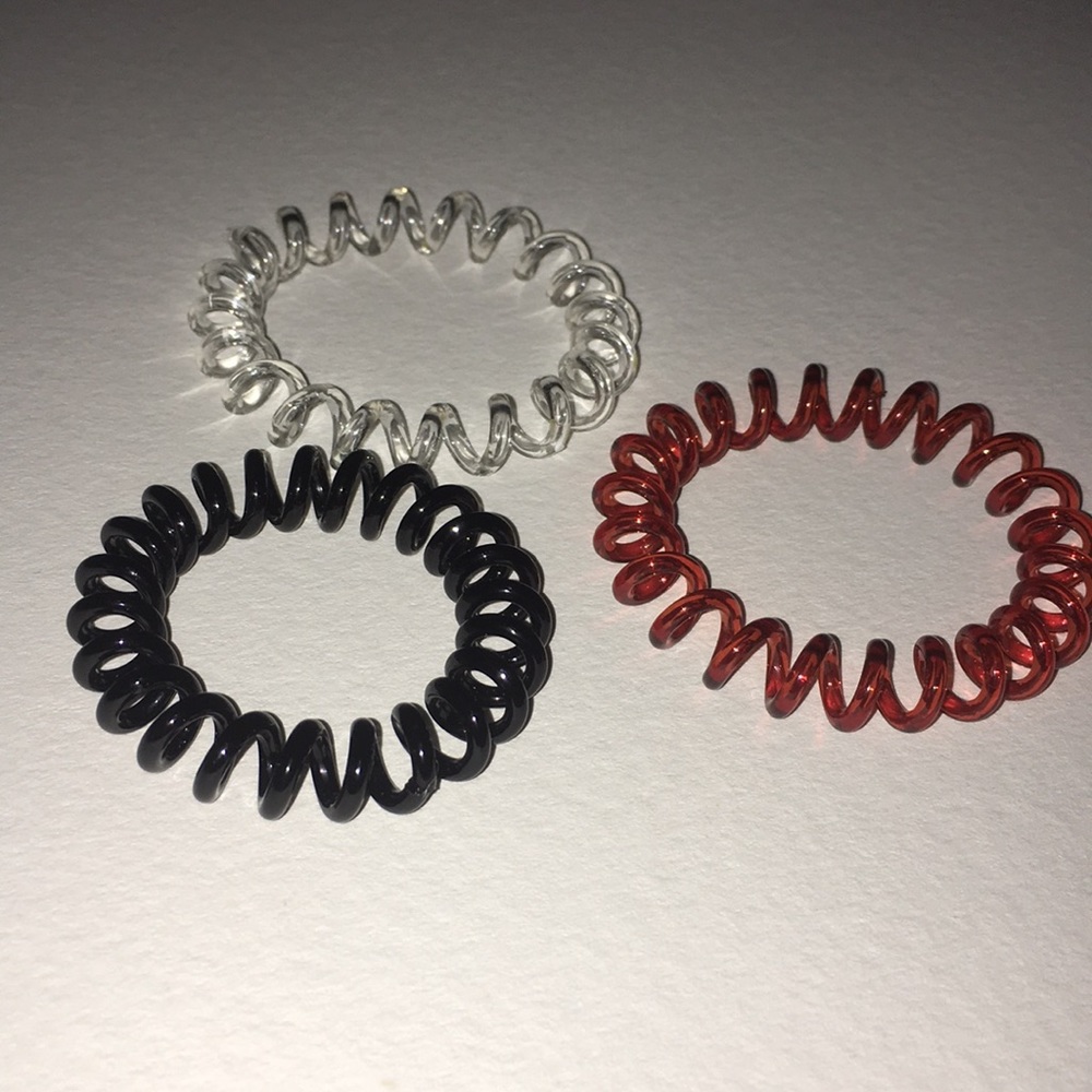Set of three telephone cord hair ties 🧡🖤